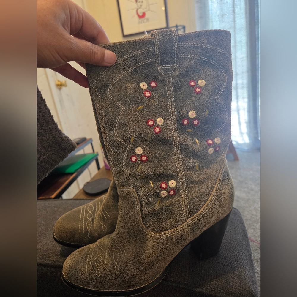 Seychelles Gray Floral Heeled Cowboy Boots